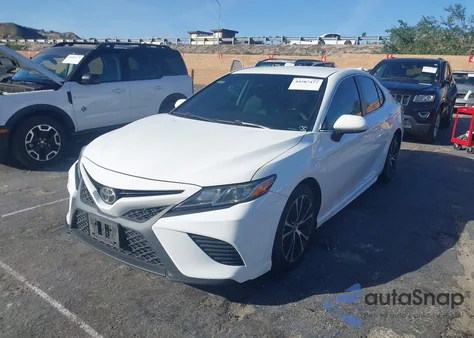 2019 Toyota Camry Se z USA, uszkodzony, nr VIN 4T1B11HKXKU724853